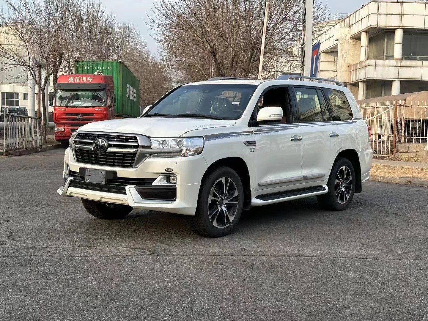 酷路泽5700